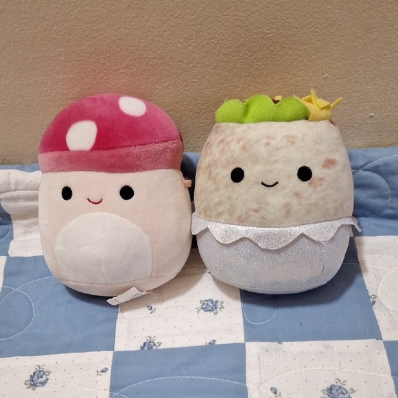 Squishmallows Other - Squishmallow Set Of 2 Plush